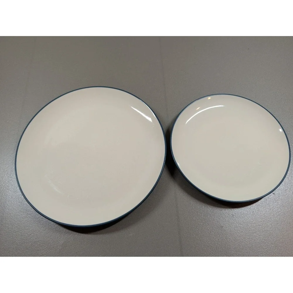 Noritake Colorwave Blue Stoneware Plates Set of 2‎ Dinner Salad Coupe 8484Y